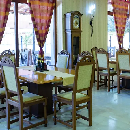 Maria Revas 호텔 5*