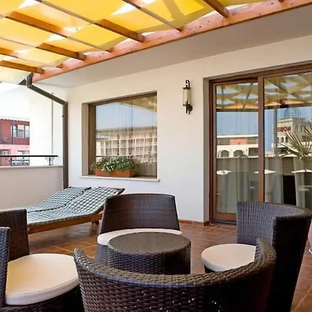 Maria Revas Hotel