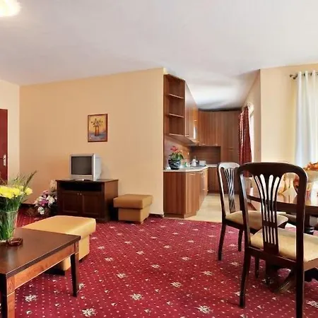 Maria Revas Hotel