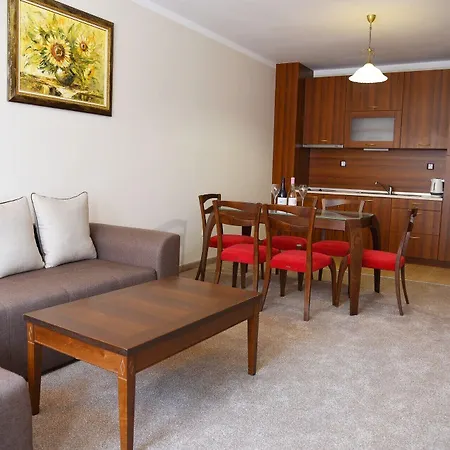 Maria Revas 써니비치