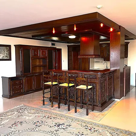Hotel Maria Revas