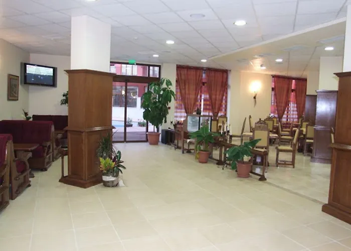 Hotell Maria Revas 5*