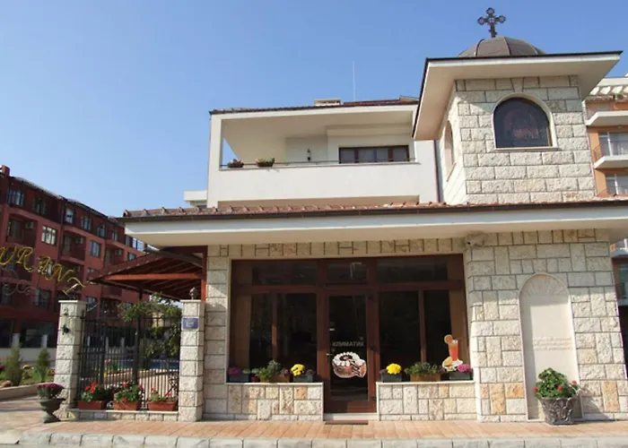 Hotell Maria Revas 5*