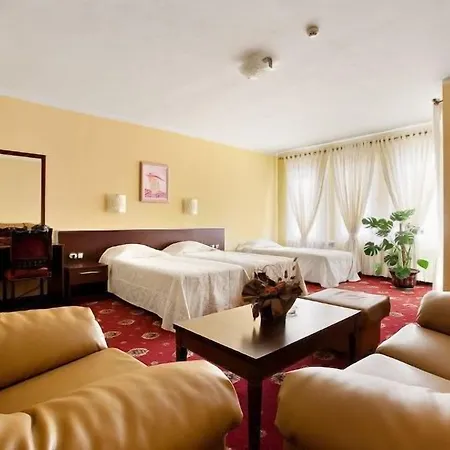 Hotel Maria Revas